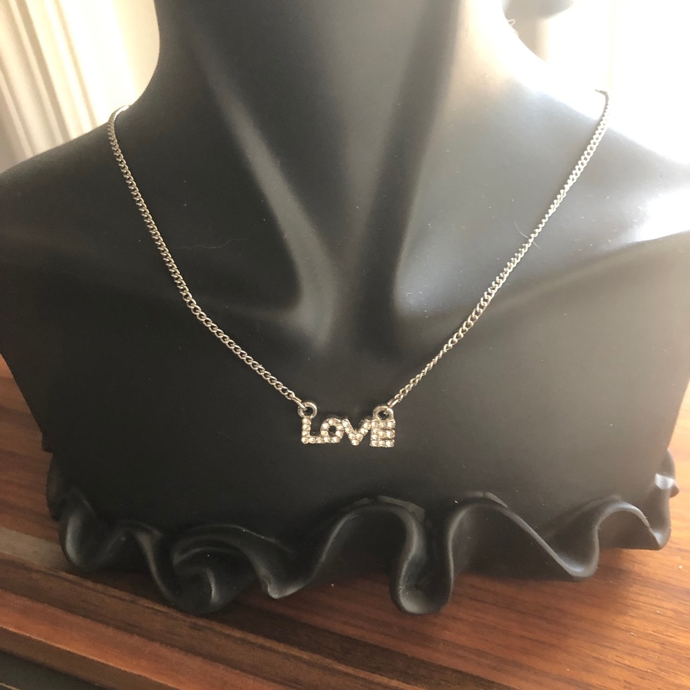 women's 17" love necklace..